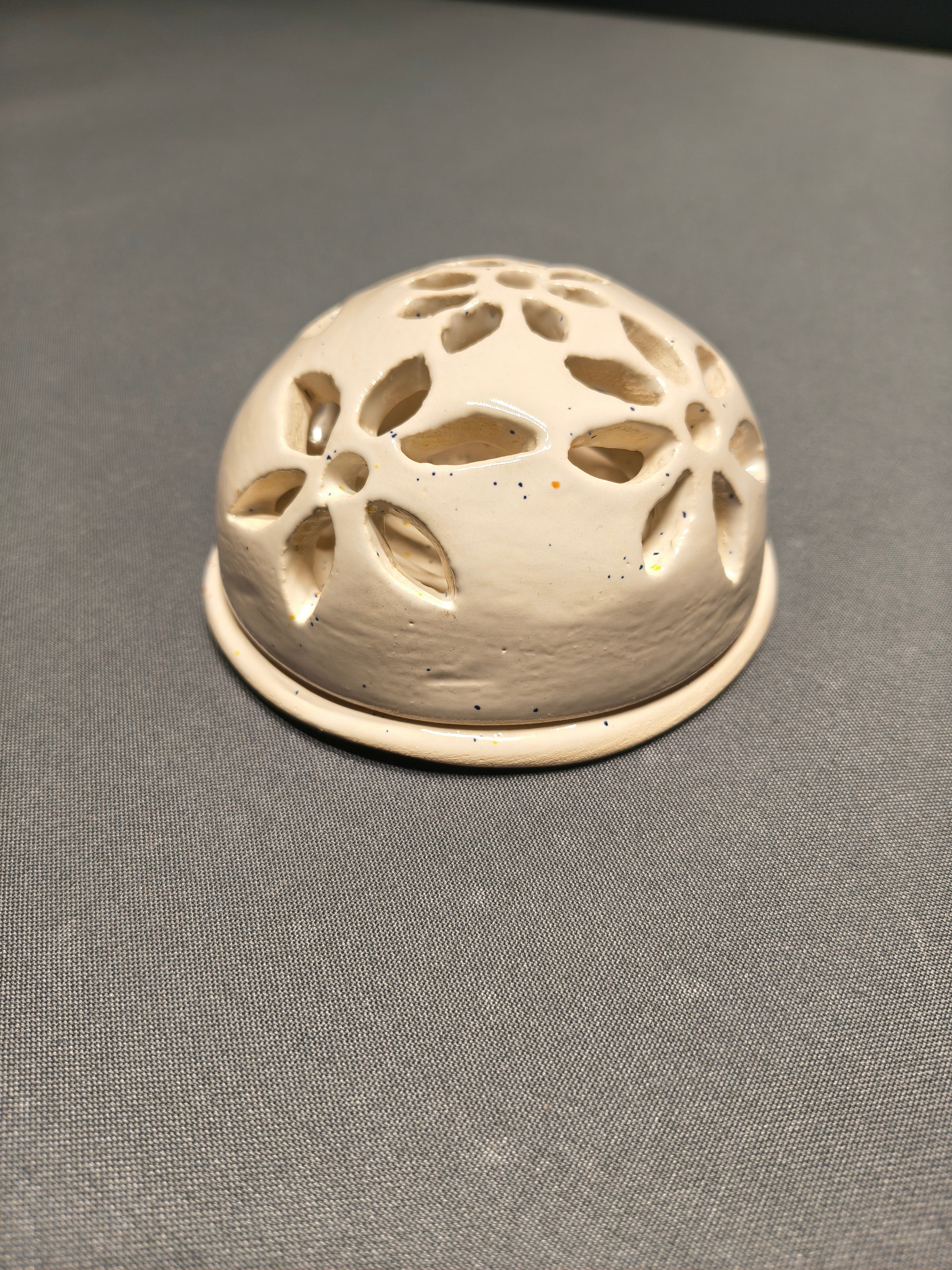 Keramieken theelichthouder