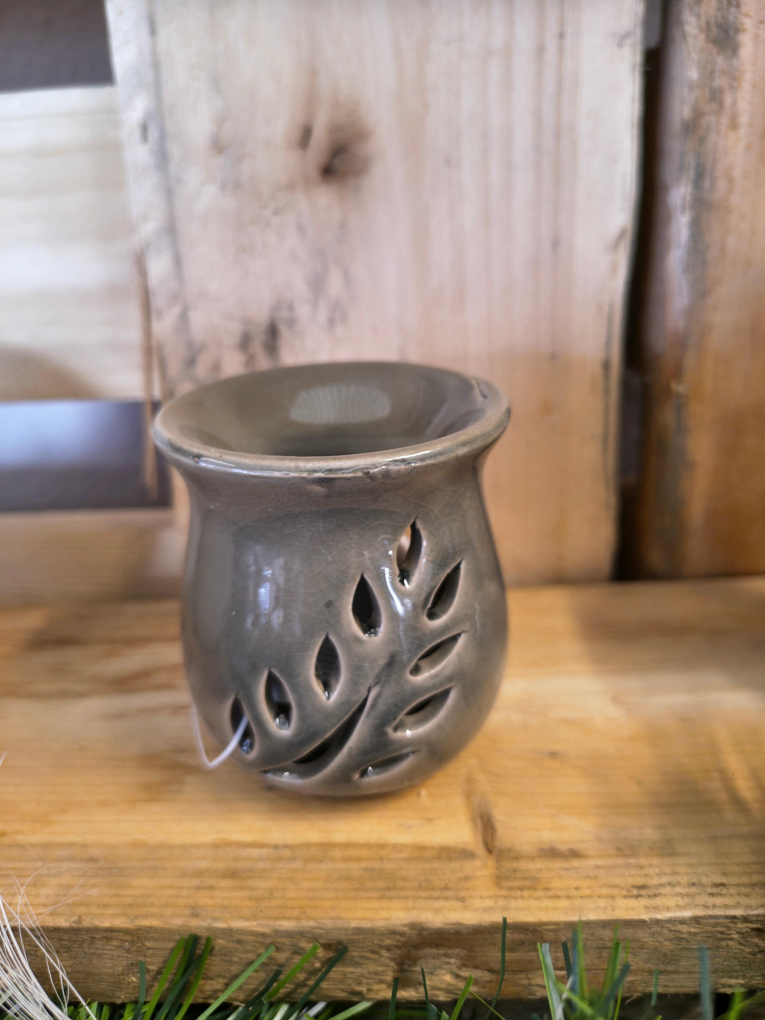 Kleine brander grijs